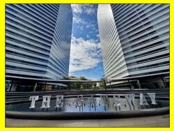 Gateway East (D7), Office #566713511